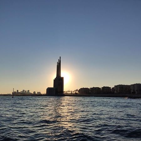 Hospedaje Dado De Baja Badalona Esterno foto