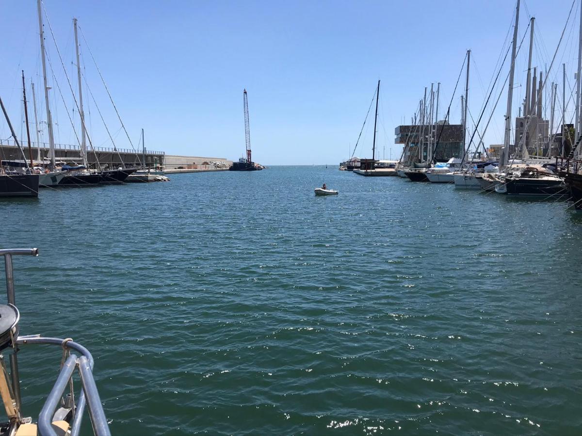 Hospedaje Dado De Baja Badalona Esterno foto